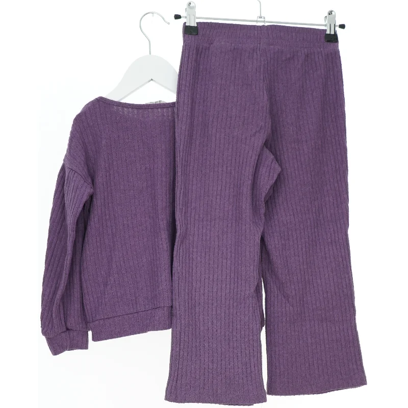 Lilla ribstrikket sæt til børn fra H&M (str. 116)