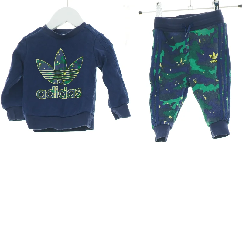 Træningssæt fra Adidas (str. 74 cm)