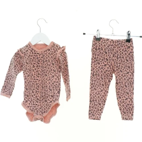 Sæt fra Sofie Schnoor (str. 80 cm)