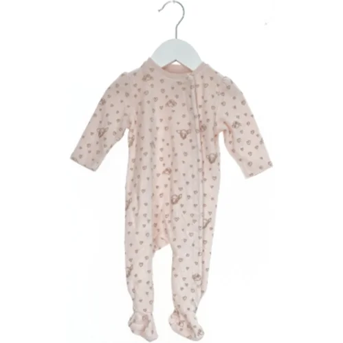 Baby heldragt med print fra H&M (str. 62)