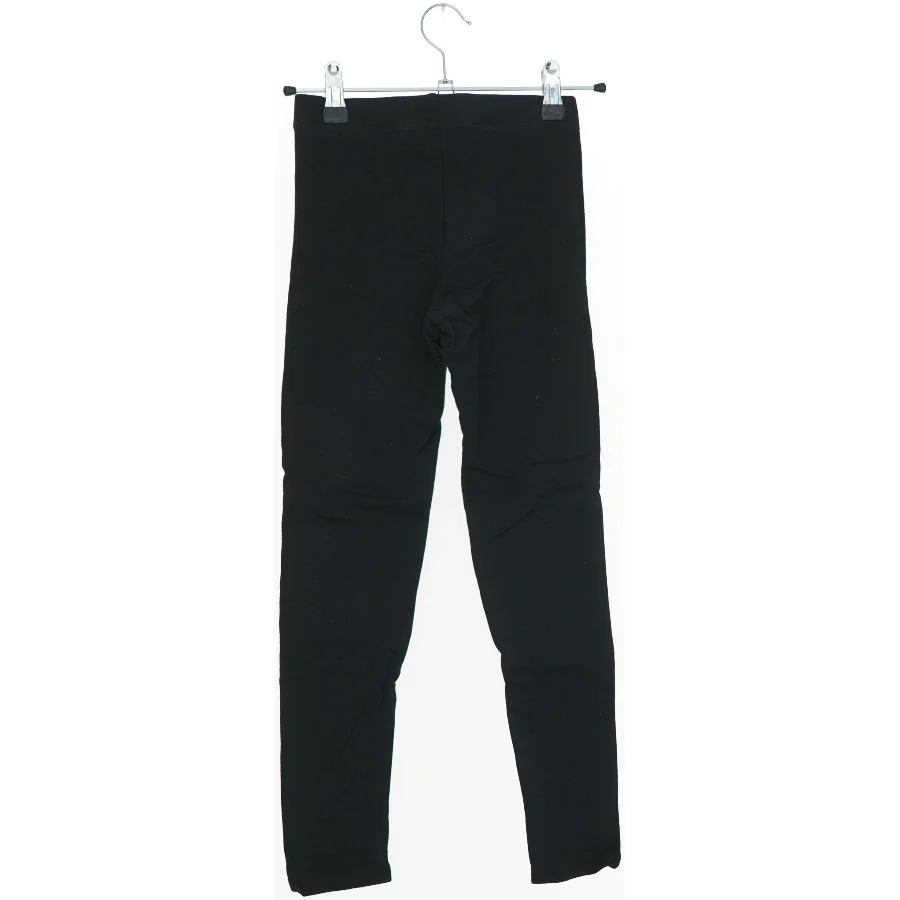 Sorte leggings fra H&M (str. 134)