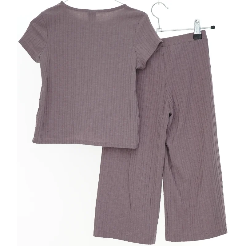 T-shirt og Bukser Sæt fra Lindex (str. 116)