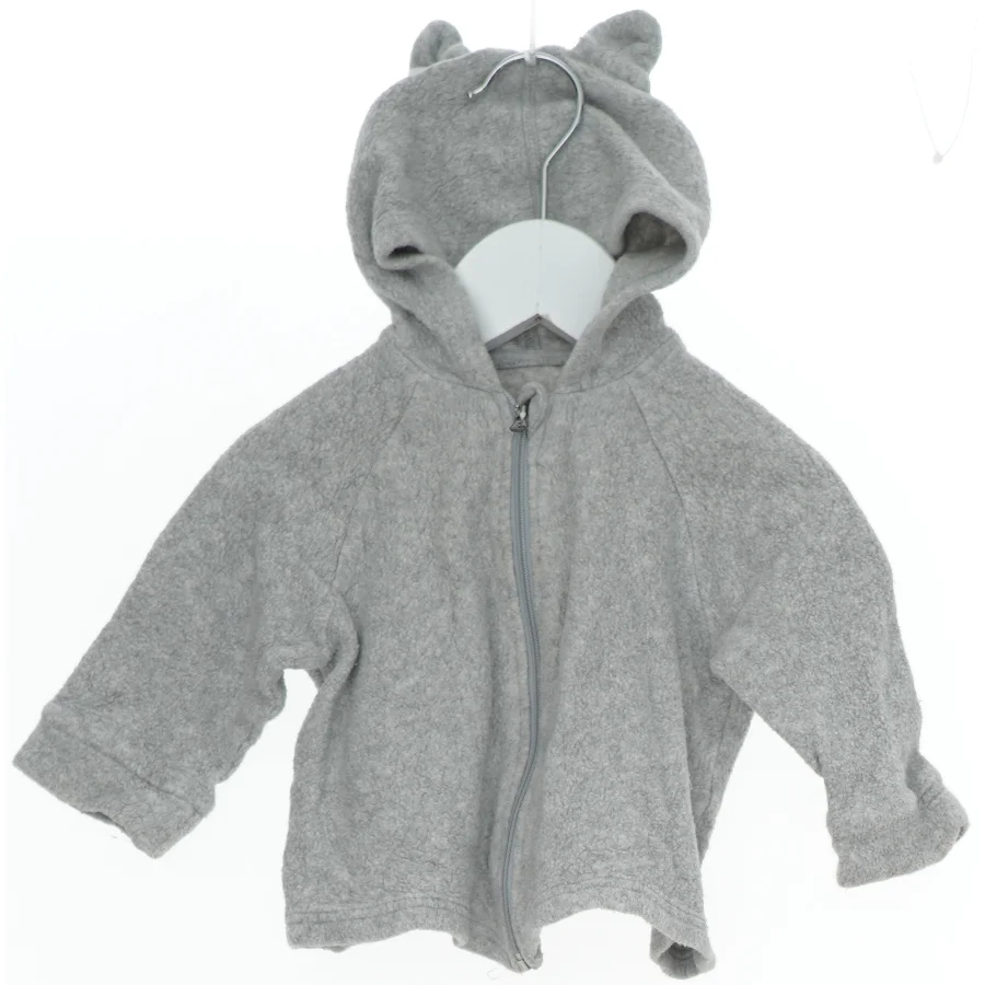 Grå fleecejakke til børn med hætte fra 8O8 (str. 68)