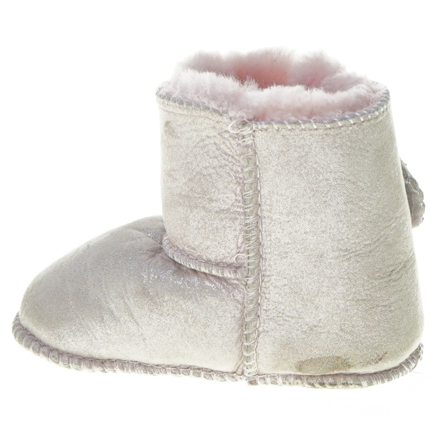 sutSko fra En Fant (str. 22)