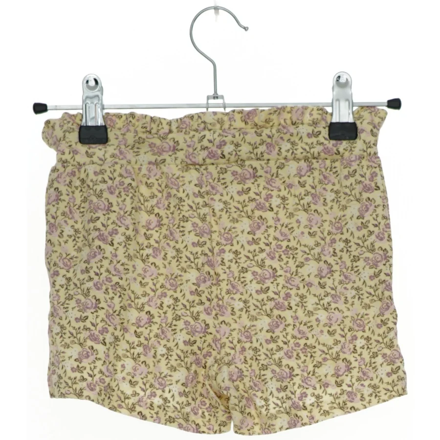 Blomsterprintede shorts fra Name It (str. 104)