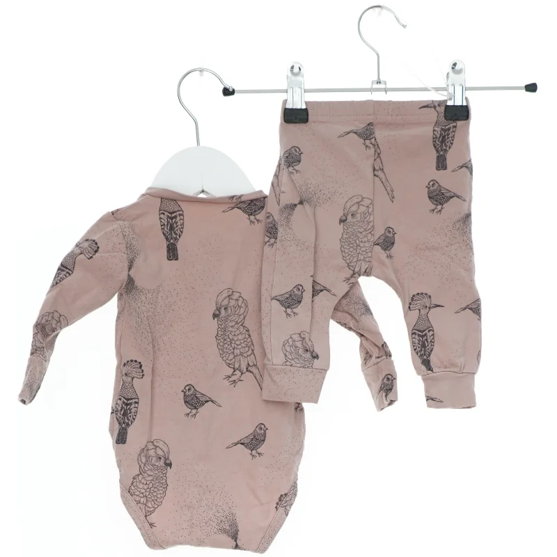 Babysæt med fuglemotiv fra Fixoni (str. 56)