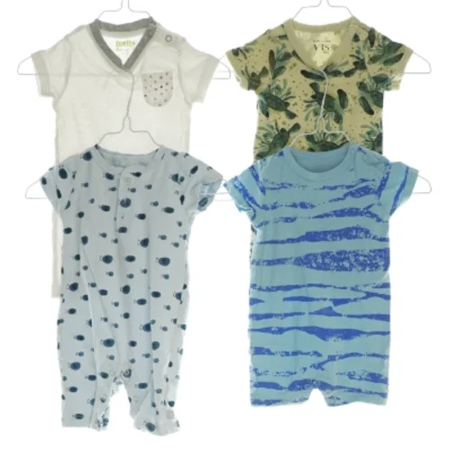 Heldragt (4 styk) (str. 62)