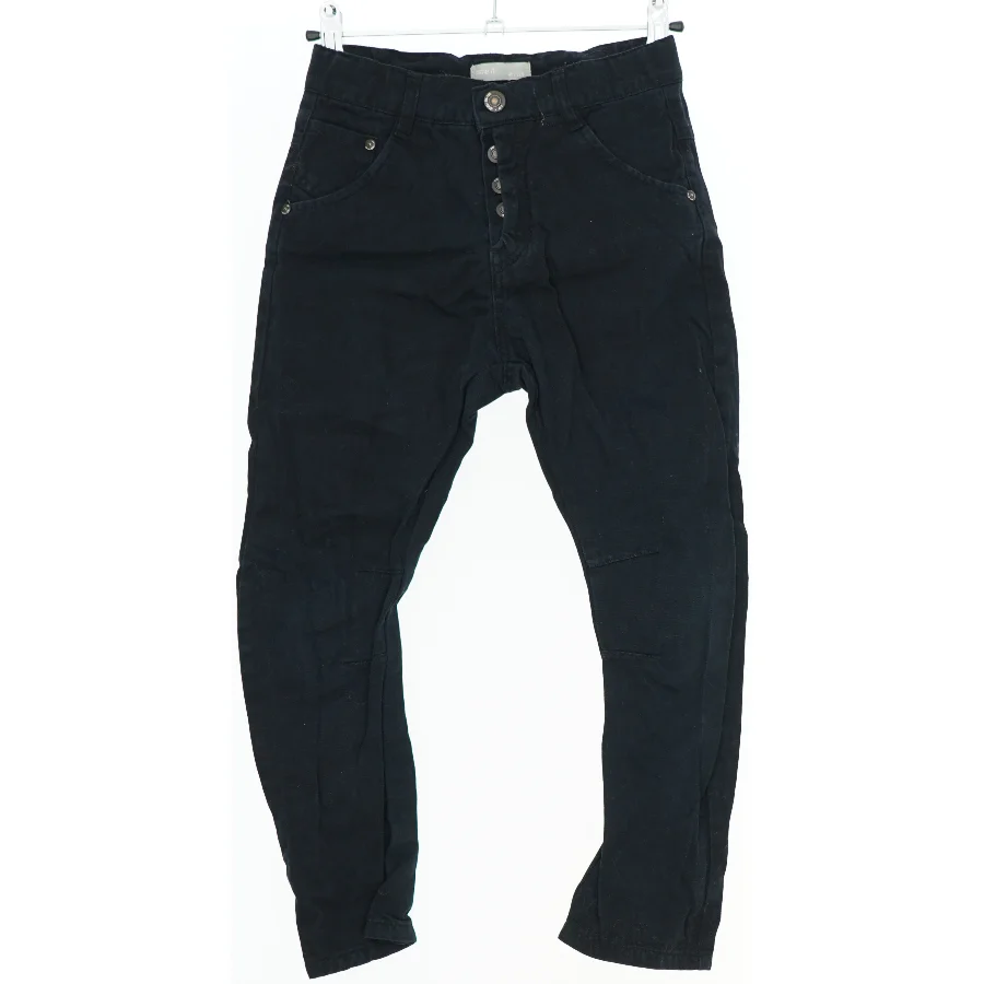 Mørkeblå bukser fra Name It (str. 128)