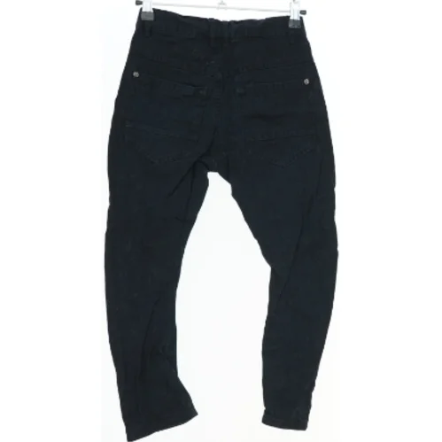 Mørkeblå bukser fra Name It (str. 128)