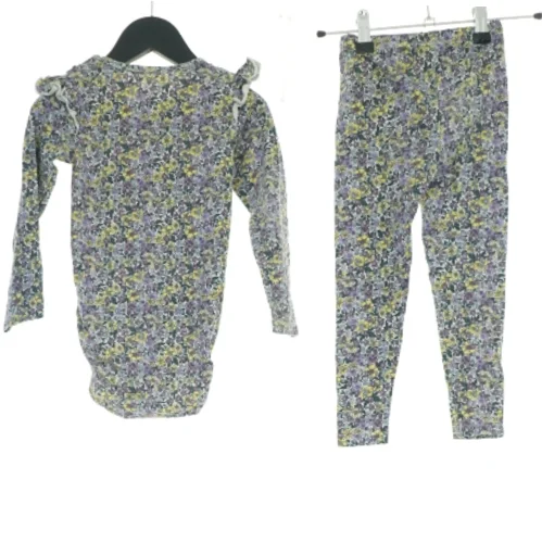 Sæt børnetøj (2 stk.) fra The New Siblings (str. 98 cm)