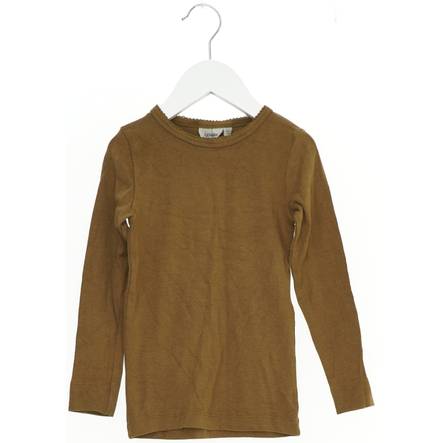Bluse fra Lil atelier (str. 104 cm)