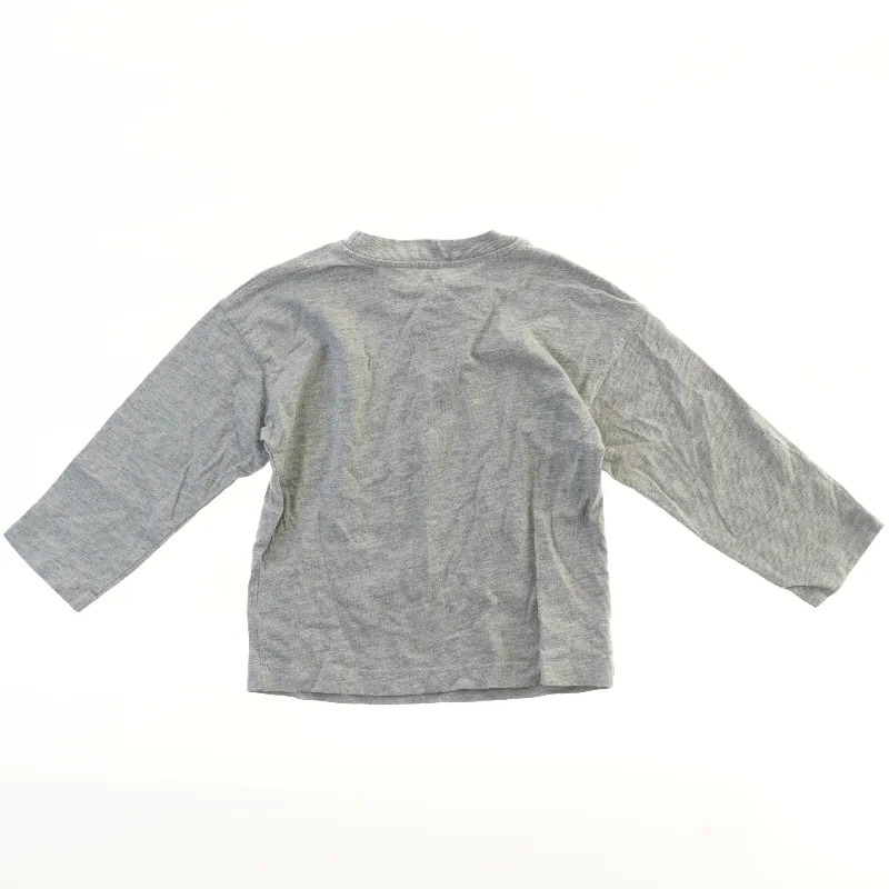 Grå langærmet bluse fra H&M fra H&M (str. 104)