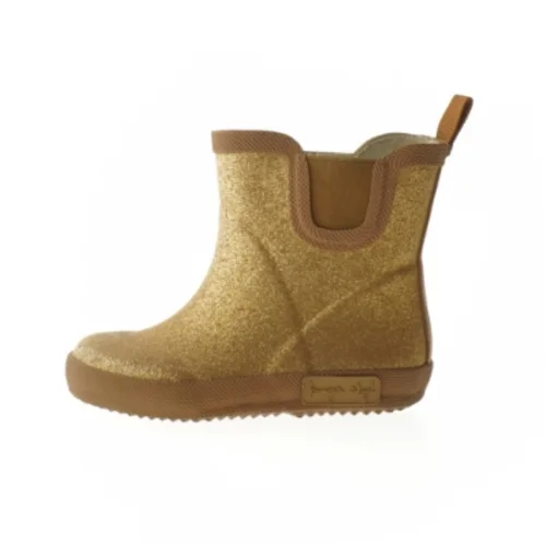 Gyldne børnestøvler, str. 26 fra Konges Sløjd (str. 26 )