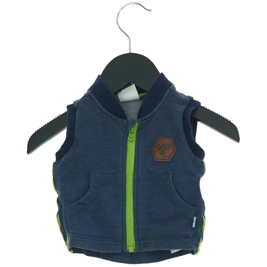 Vest fra Hummel (str. 56 cm)