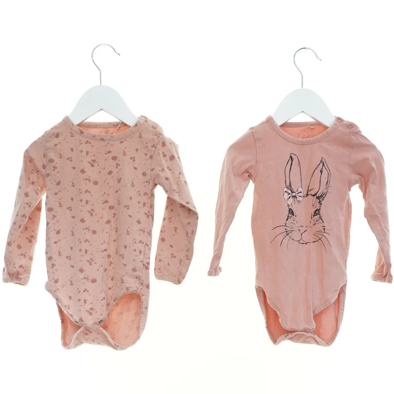 Bodystocking (2 stk.) fra Sofie Schnoor (str. 86 cm)