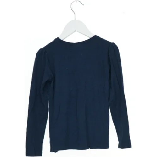 Langærmet bluse med sommerfugleprint fra Pomp de Lux (str. 110)