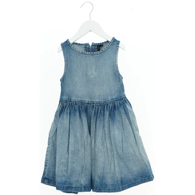 Kjole fra By Clara (str. 116 cm)