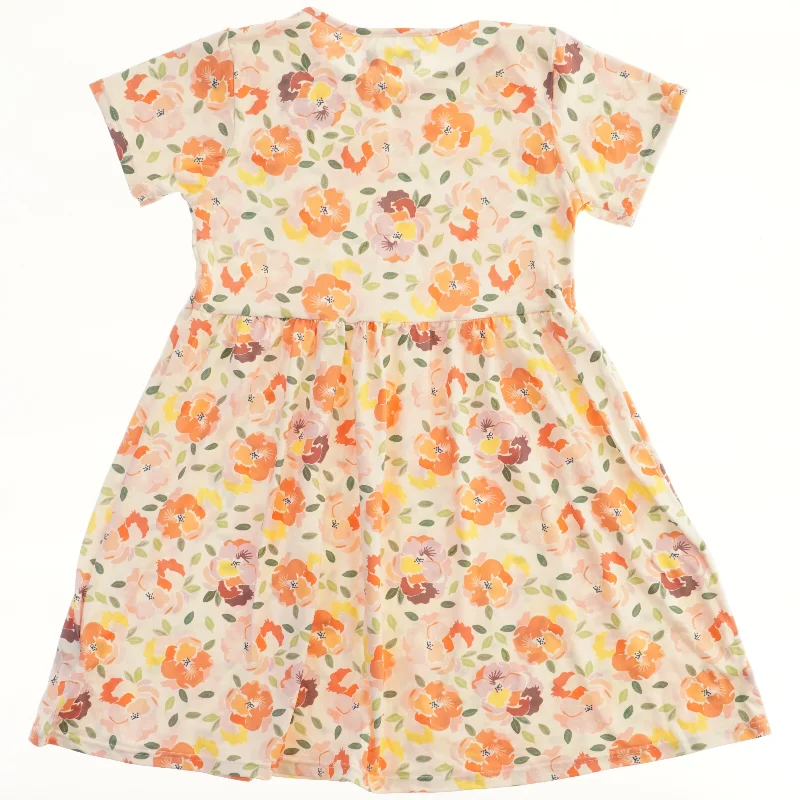 Blomsterkjole til børn fra LIBERTÉ Ami (str. 122)