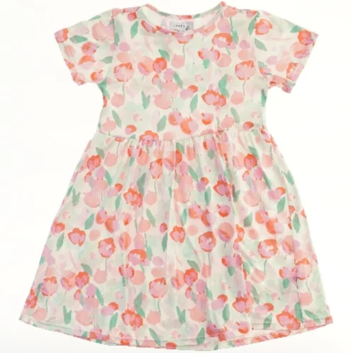 Kjole med blomsterprint fra LIBERTÉ Ami (str. 122)