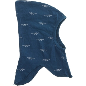 Børnehue med krokodilleprint fra Pomp de Lux (str. 92)