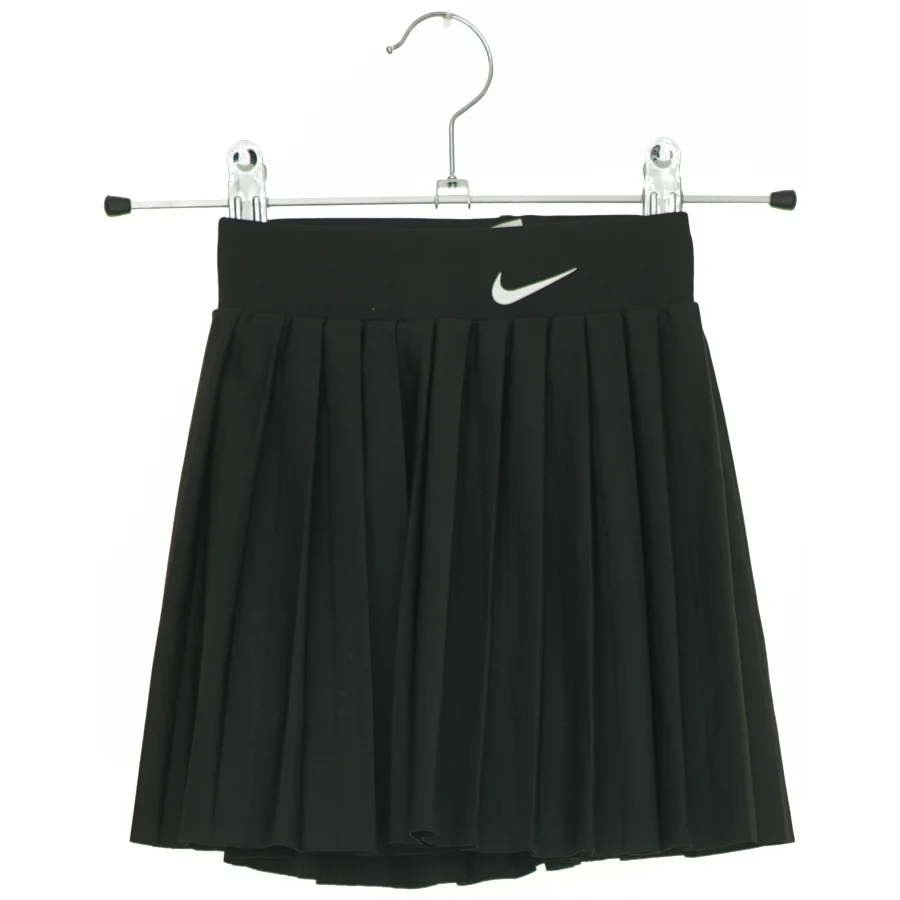 Nederdel fra Nike (str. 104 cm)
