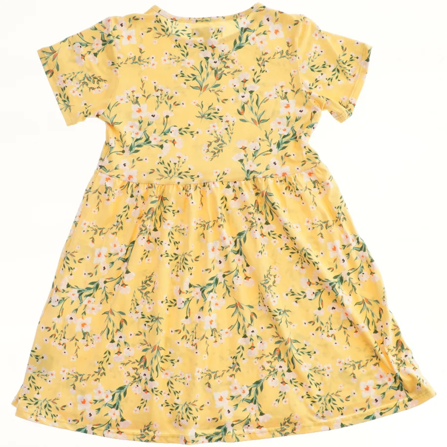 Blomsterkjole til børn fra LIBERTÉ Ami (str. 122)