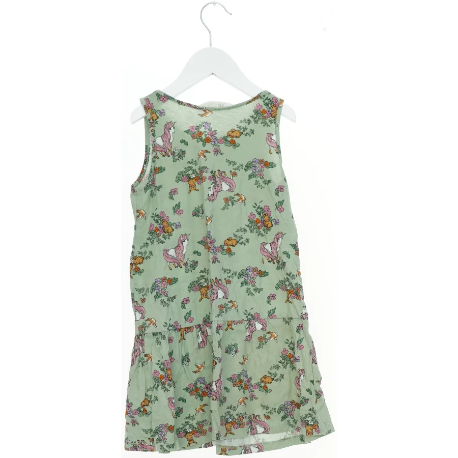 Sommerkjole med enhjørningemotiv fra H&M (str. 110)