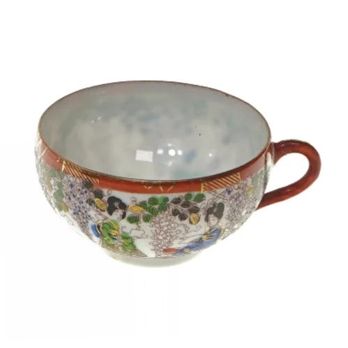 Sæt af fem dekorerede kopper (str. Ø 8,4x4,5 cm)