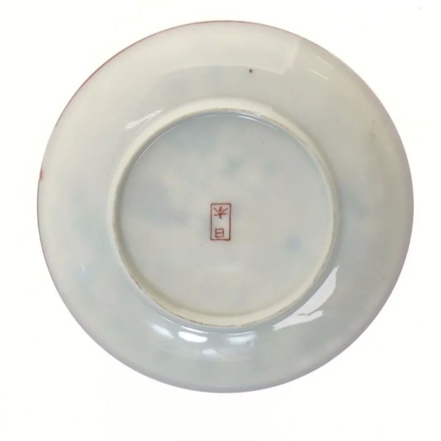 Dekorativ tallerken med asiatisk design (str. Ø 13 cm)