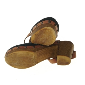 Træsko med hæl fra Ericmichael (str. 41 )