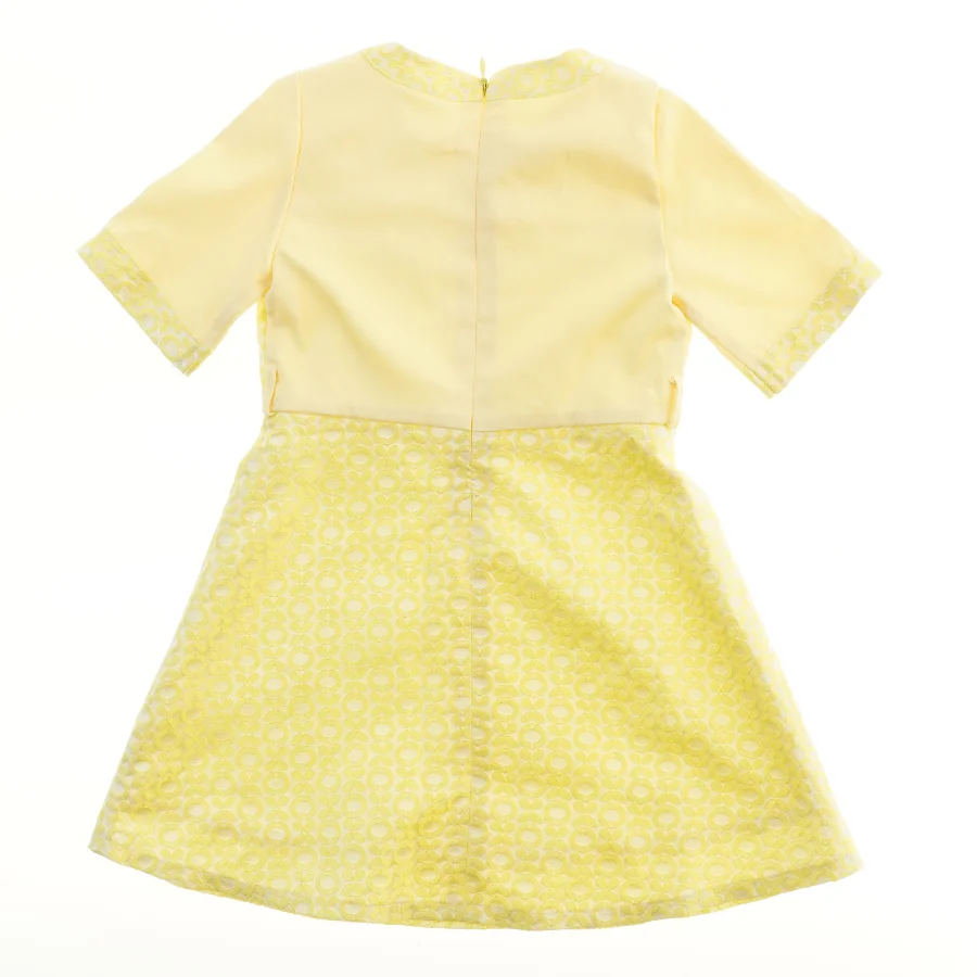Gul Kjole med Mønster (str.  54,5x27,5 cm)
