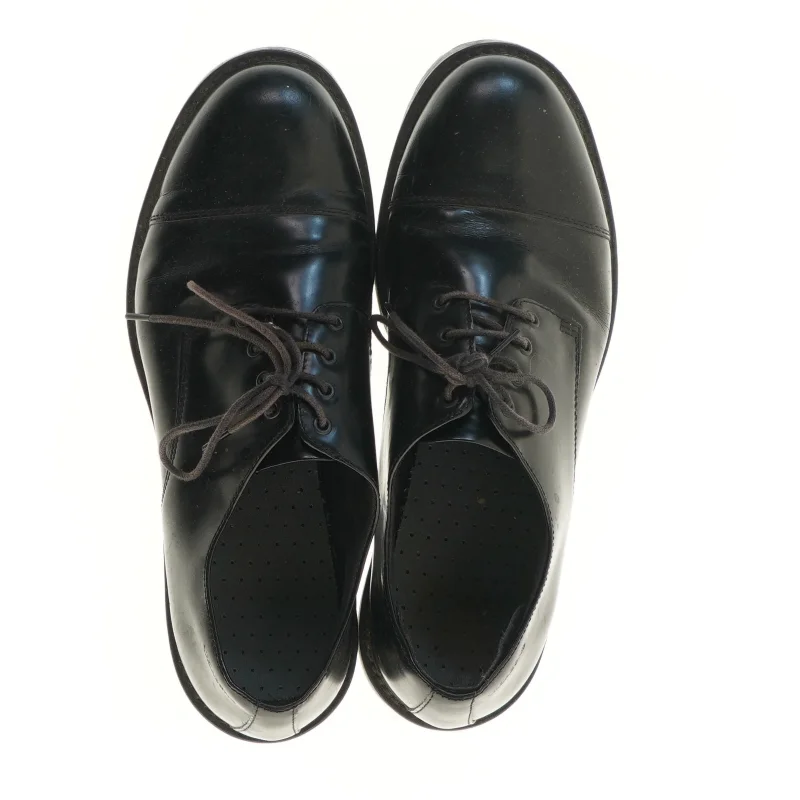 Sorte lædersko fra Vagabond med snørebånd fra Vagabond (str. 41 )