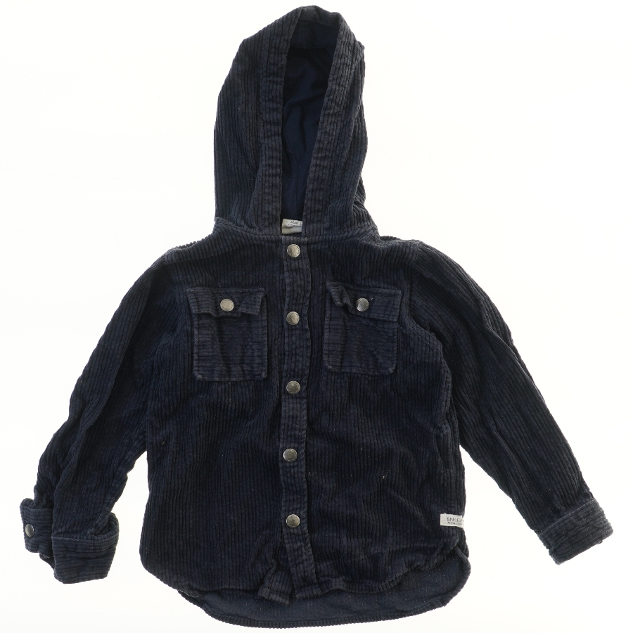 Enfant mørkeblå fløjsjakke med hætte og trykknapper (str. 116)