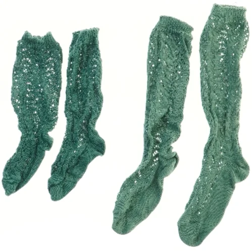 Grønne strømper med hulmønster (str. fod 17 cm)