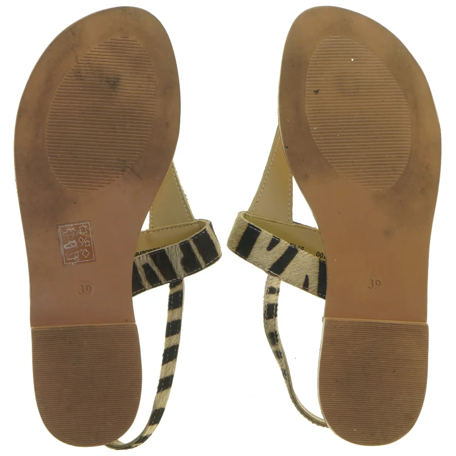 Bugatti sandaler, str. 39 fra Bugatti (str. 39 )