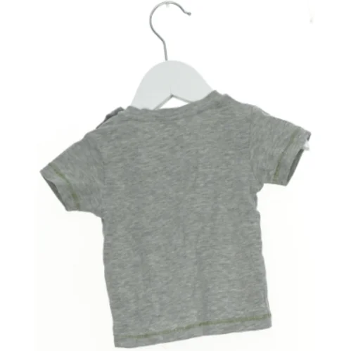 T-Shirt fra Mads & Mette (str. 68 cm)