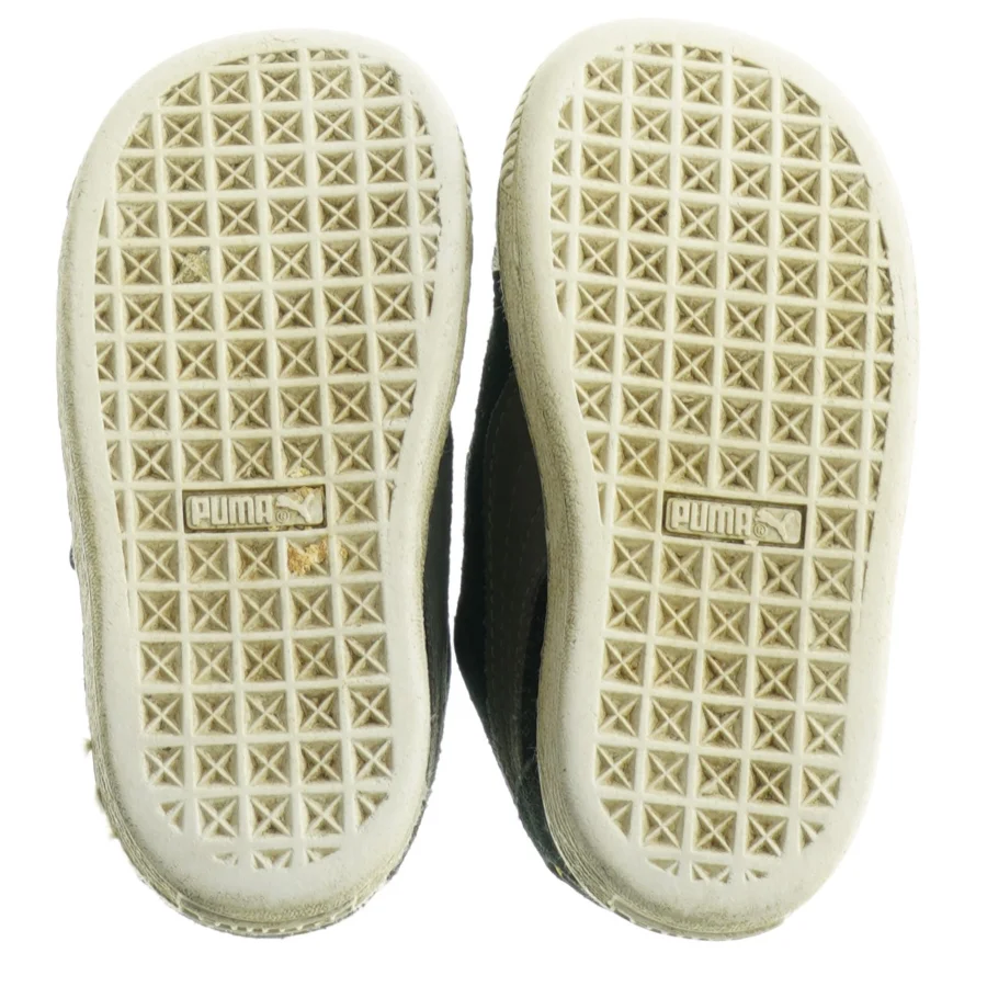Børnesko med velcro fra Puma (str. 22)