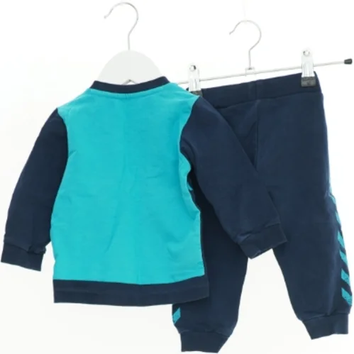 Sæt Børnetøj (2 stk.) fra Hummel (str. 74 cm)