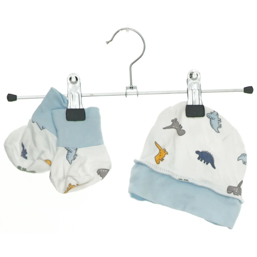 Baby handsker og hue (str. 62 cm)