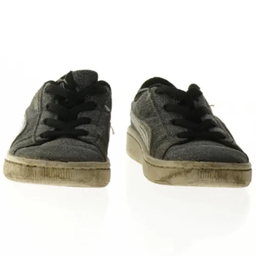 Sneakers fra Puma (str. 23)