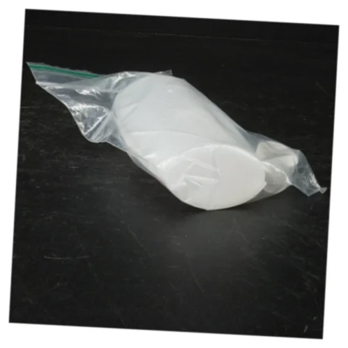 Tom plastikflaske med emballage