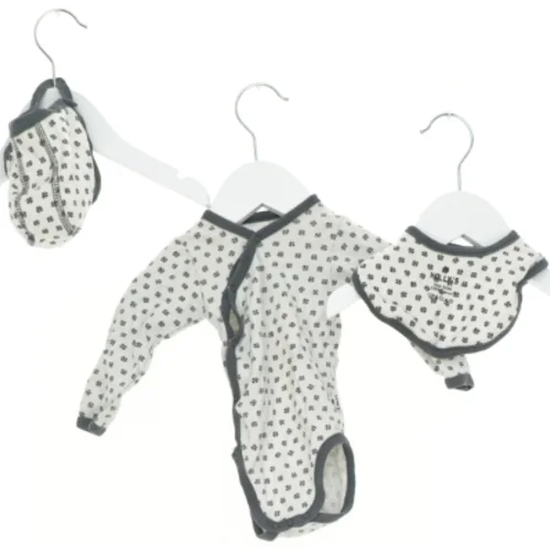Sæt babytøj (3 dele) fra Holly’s (str. 56 cm)