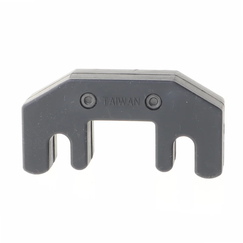 Artino cello practice mute fra Artino (str. 3x1,5x7 cm)