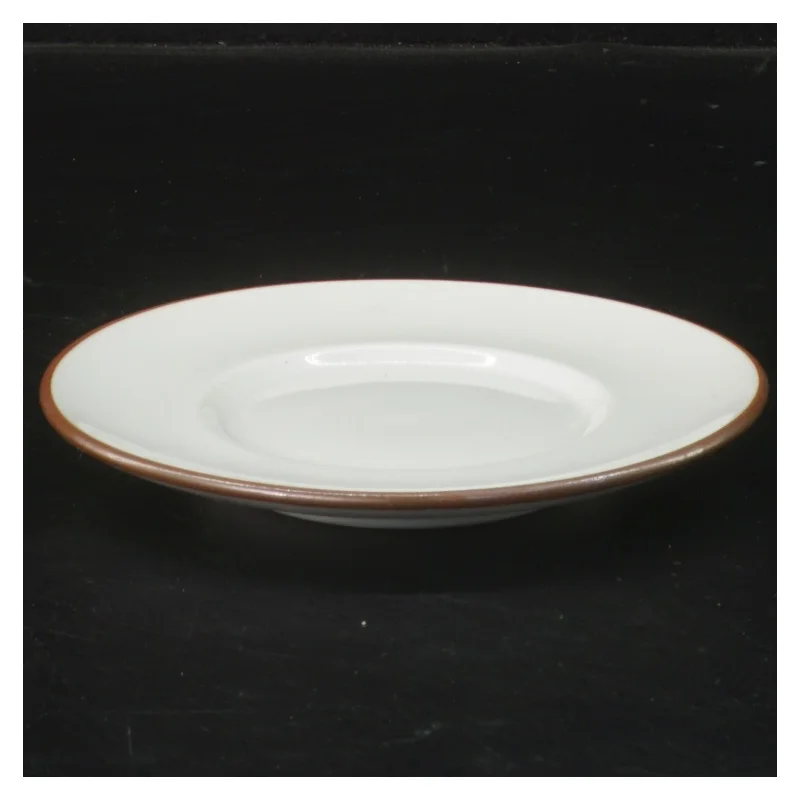 Hvid porcelænstallerken med brun kant, Domino (str. Ø 13,5 cm) fra Royal Copenhagen