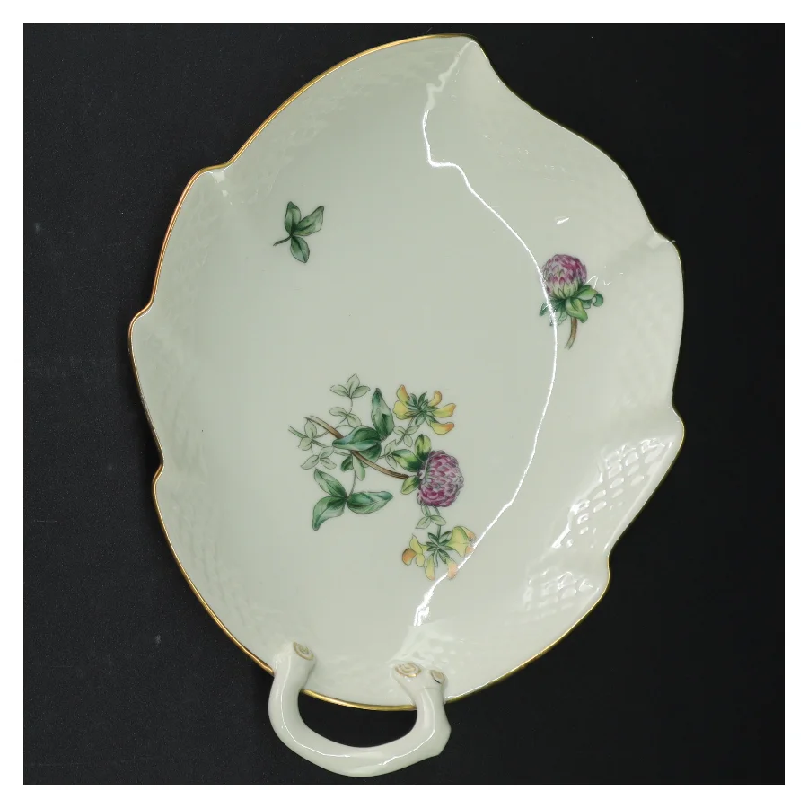 Pocelænsfad med håndtag fra B&G