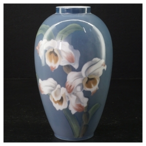 Royal Copenhagen Orkide Vase fra Royal Copenhagen (str. H 17 cm)
