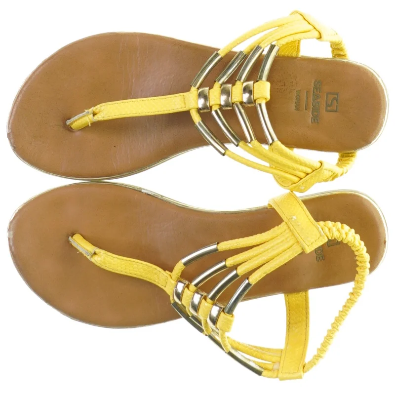 Gule sandaler (str. 35)