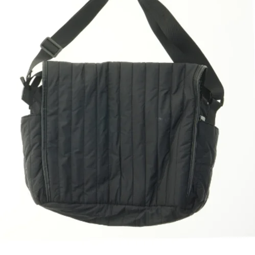 Sort polstret skuldertaske (str. 44,5x36 cm)