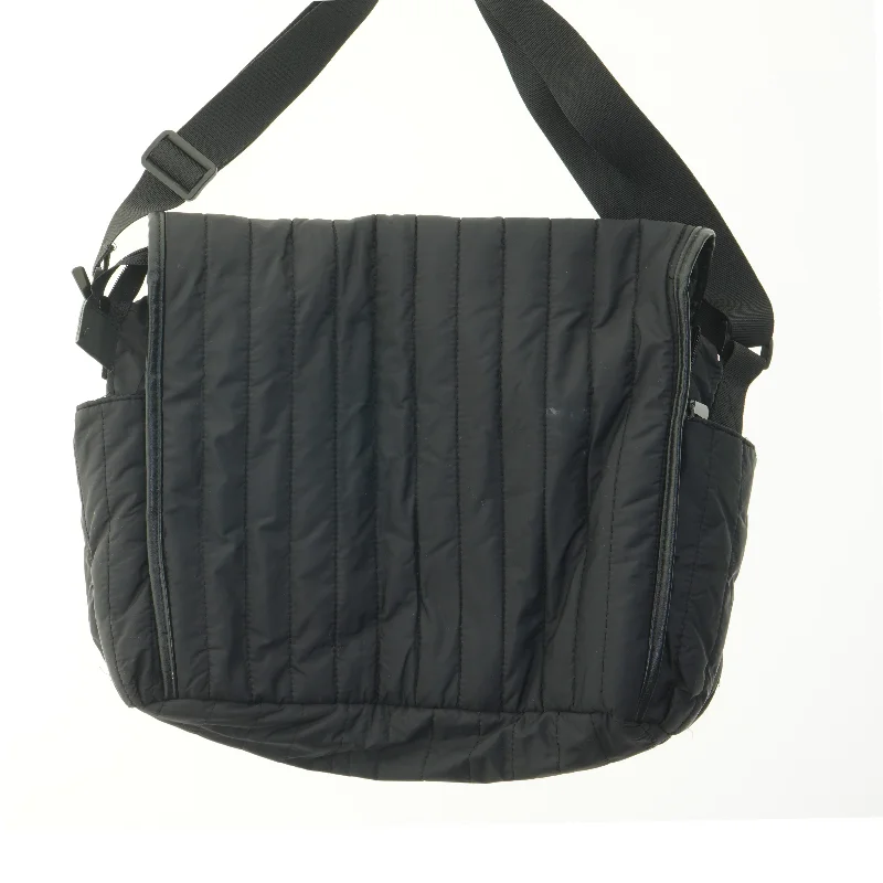 Sort polstret skuldertaske (str. 44,5x36 cm)