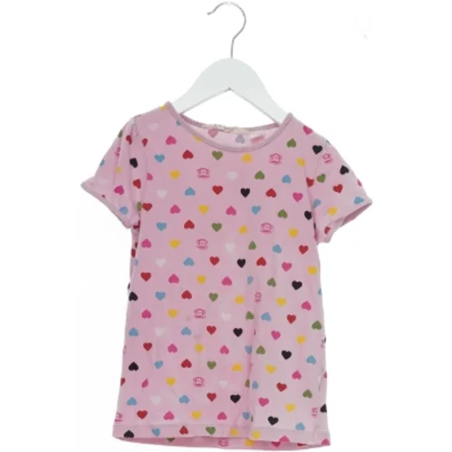 Børne T-shirt med hjerteprint fra H&M (str. 122)